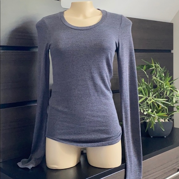 Aritzia Tops - Wilfred Free Diapason T